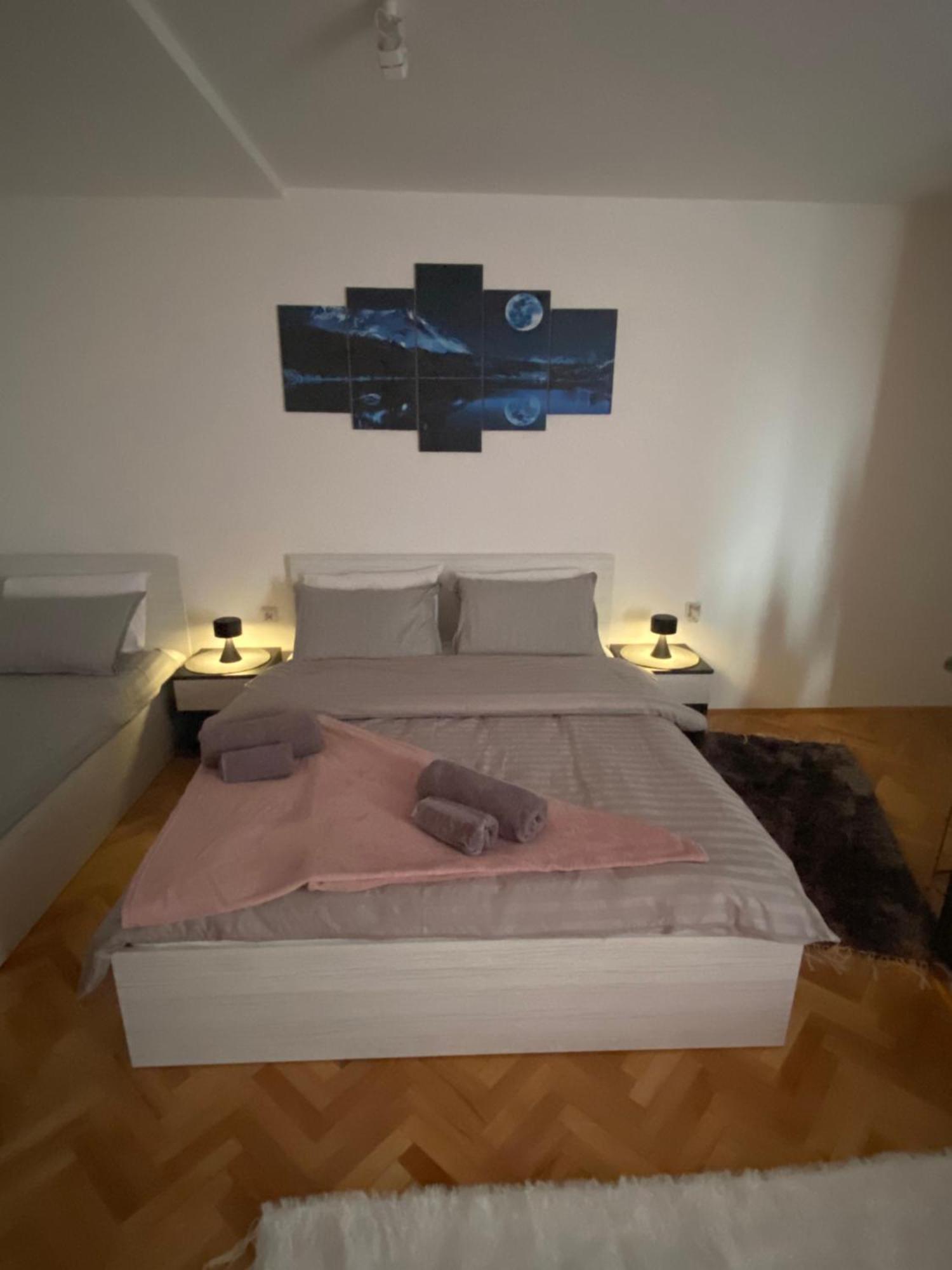 Apartmán Apartman Bonaca Ni Exteriér fotografie