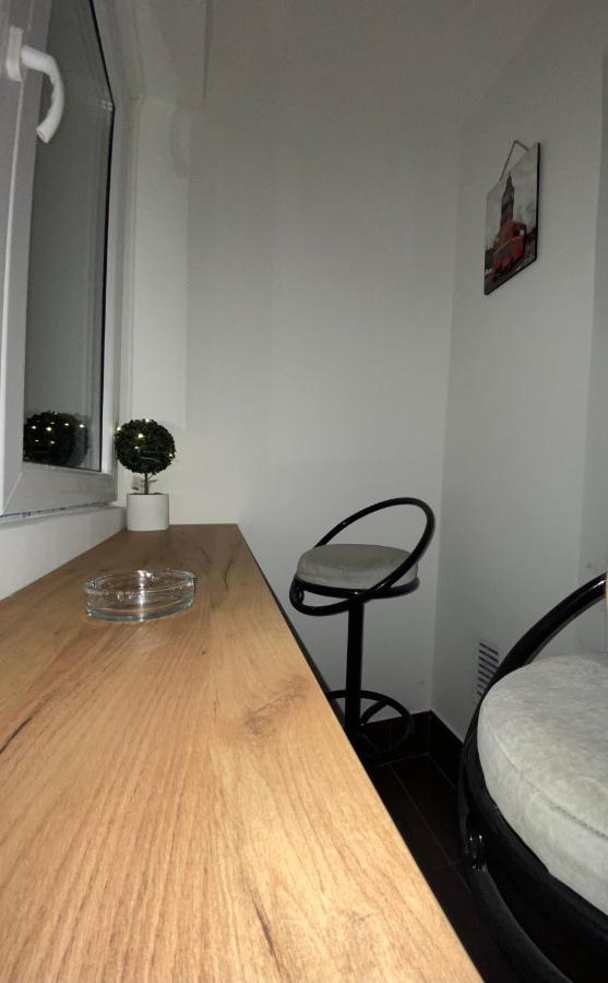 Apartmán Apartman Bonaca Ni Exteriér fotografie